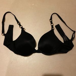 Victoria’s Secret Bombshell 36B